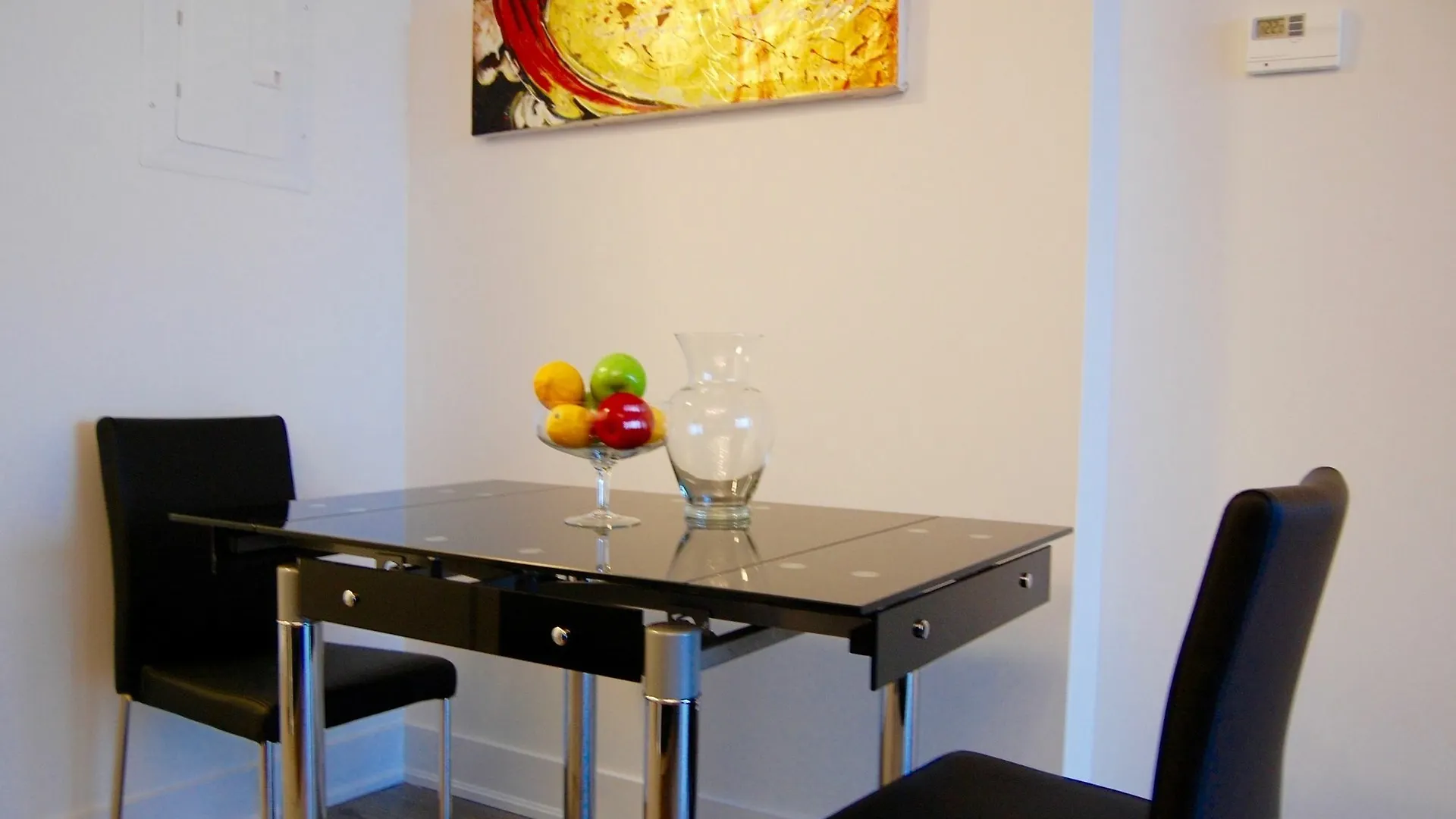 Shops At Don Mills Furnished Apartments Toronto Kanada